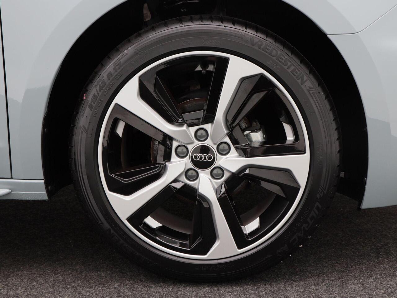 Audi A1 S edition 25 TFSI | 95 PK | Contrast dak | 17 inch lichtmetalen velgen | Apple Carplay/Android auto |