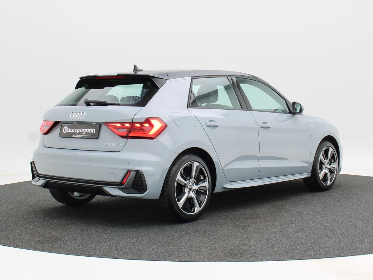Audi A1 S edition 25 TFSI | 95 PK | Contrast dak | 17 inch lichtmetalen velgen | Apple Carplay/Android auto |
