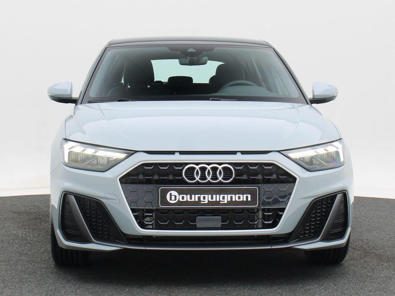 Audi A1 S edition 25 TFSI | 95 PK | Contrast dak | 17 inch lichtmetalen velgen | Apple Carplay/Android auto |