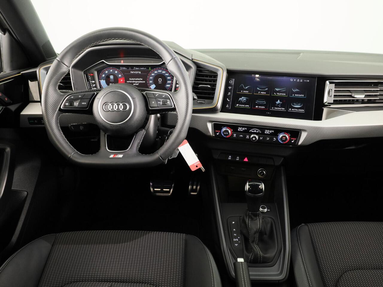 Audi A1 Sportback 30 TFSI S edition 116pk S-Tronic | Led koplampen | Stoelverwarming | Ambiant licht pakket | Navigatie via App | Verlengde garantie