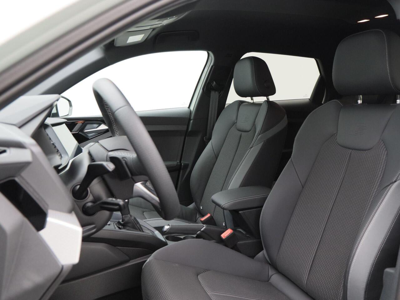 Audi A1 allstreet 30 TFSi 115 Pk Automaat Advanced edition | Adaptive Cruise | Virtual Cockpit | Sportstoelen | Stoel Verwarming | Navigatie | CarPlay | 17 Inch | 8.132 Km!!