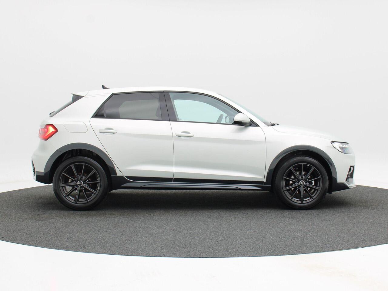 Audi A1 allstreet 30 TFSi 115 Pk Automaat Advanced edition | Adaptive Cruise | Virtual Cockpit | Sportstoelen | Stoel Verwarming | Navigatie | CarPlay | 17 Inch | 8.132 Km!!