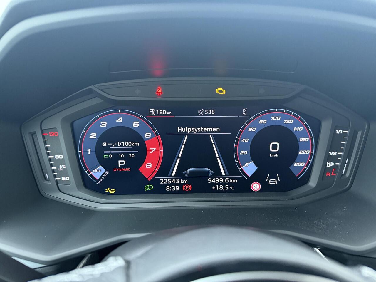 Audi A1 Sportback 40 TFSI S edition | 207 PK | Adaptive cruise control | Voorstoelen verwarmd | S line | Climate control |