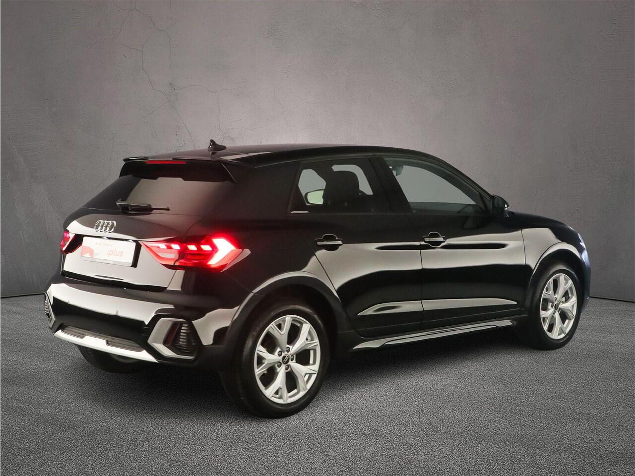 Audi A1 allstreet 30 TFSI Advanced edition | Full-led | ACC | Audi Sound | MMI plus | 17" | Navi | Carplay |