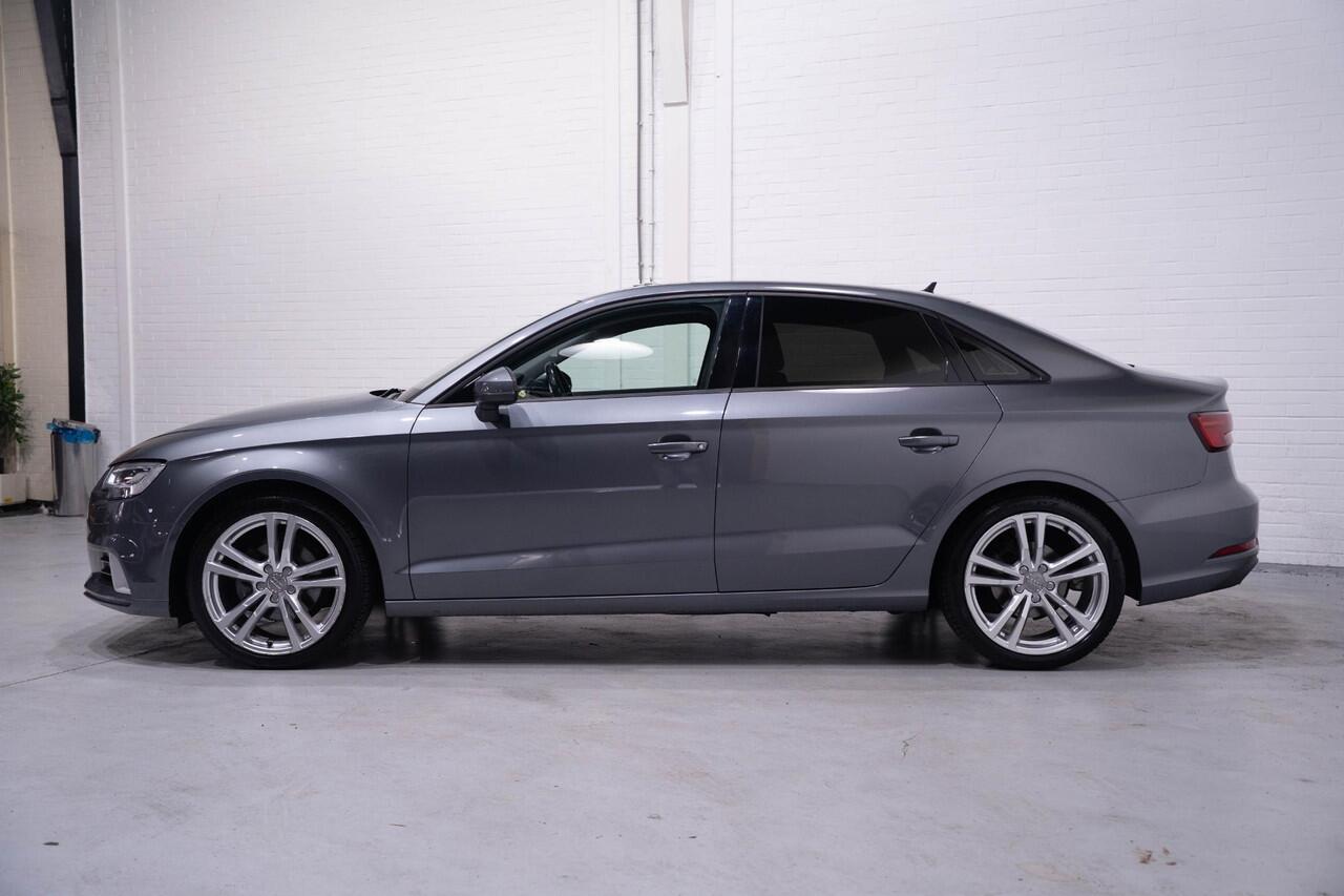 Audi A3 Limousine 30 TFSI Sport Lease Edition Navi Cruise Stoelverwarming Led koplampen NAP