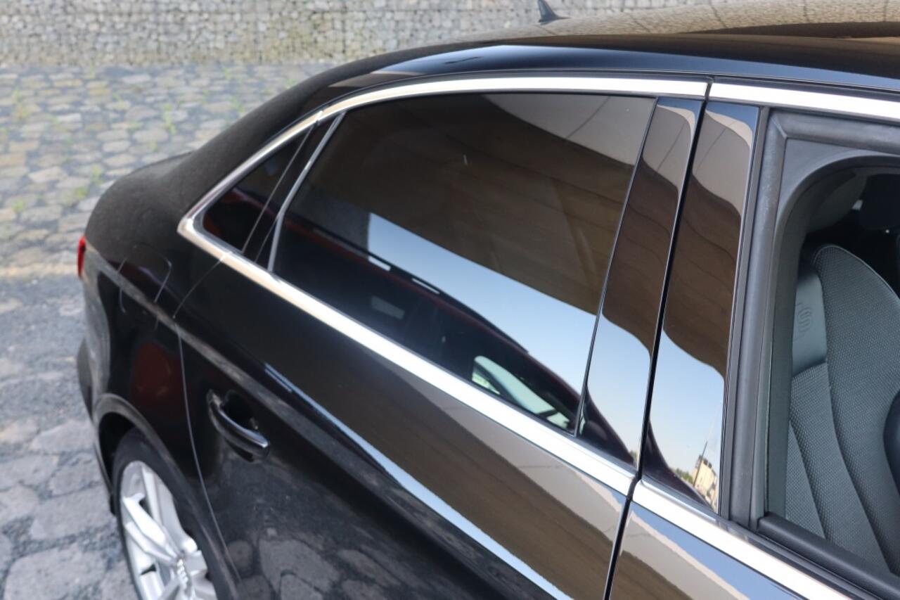 Audi A3 30 TFSI | Geen import | 2x S - S line | Compleet