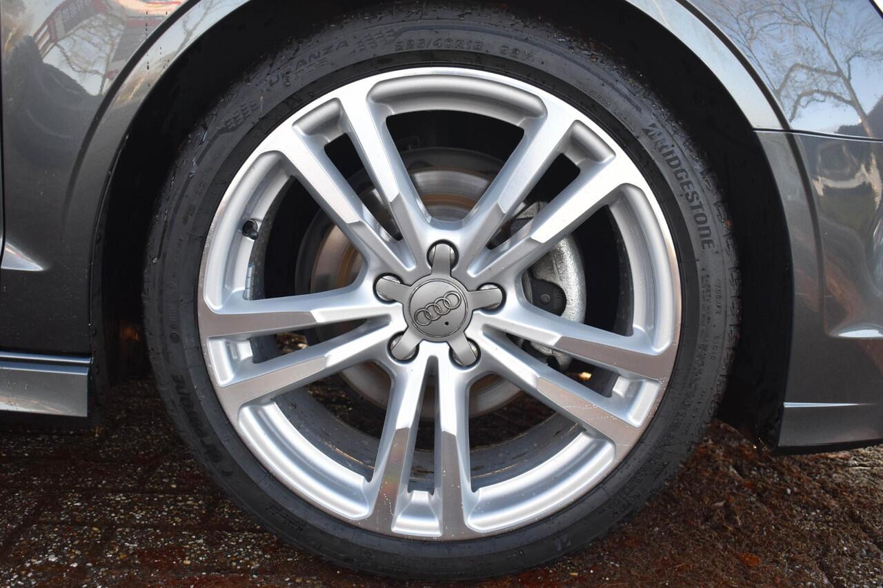 Audi A3 Limousine 35 TFSI S-Line Pano Virtual B&O Carplay Keyless Stoelverw