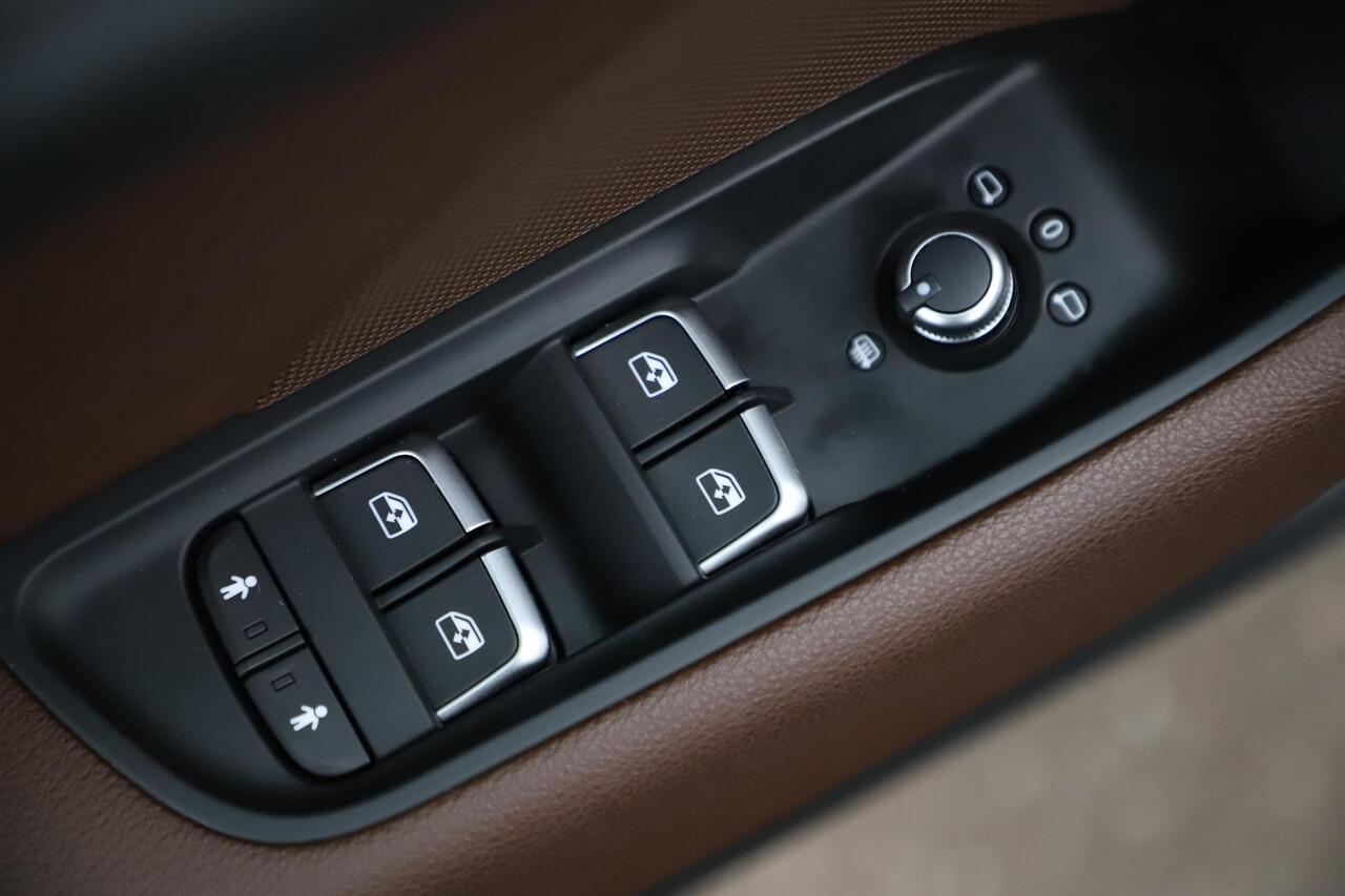 Audi A3 Limousine 35 TFSI CoD Advance 150PK Automaat Virtual Cockpit Bruin Leder LED Navigatie Carplay Climate Cruise Control