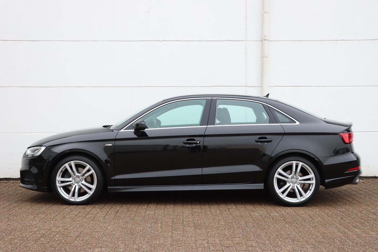 Audi A3 Limousine 40 TFSI quattro Advance Sport 190pk S-Tronic | Trekhaak | Stoelverwarming