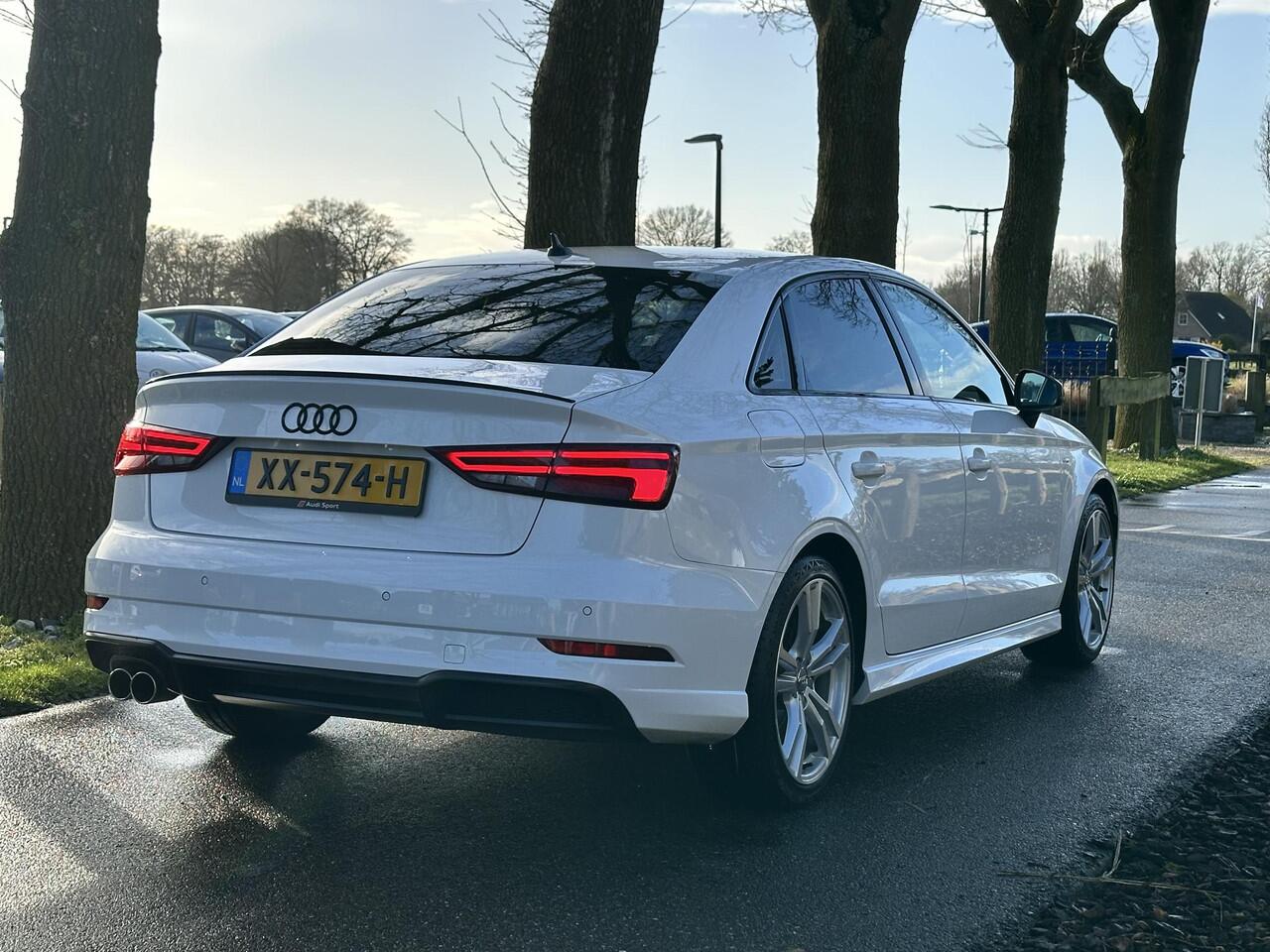 Audi A3 Limousine 30 TFSI Sport S Line Edition