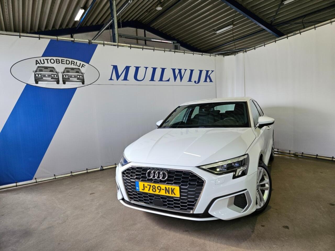 Audi A3 Sportback 35 TFSI Business Edition / Navi / Full LED / NL Auto