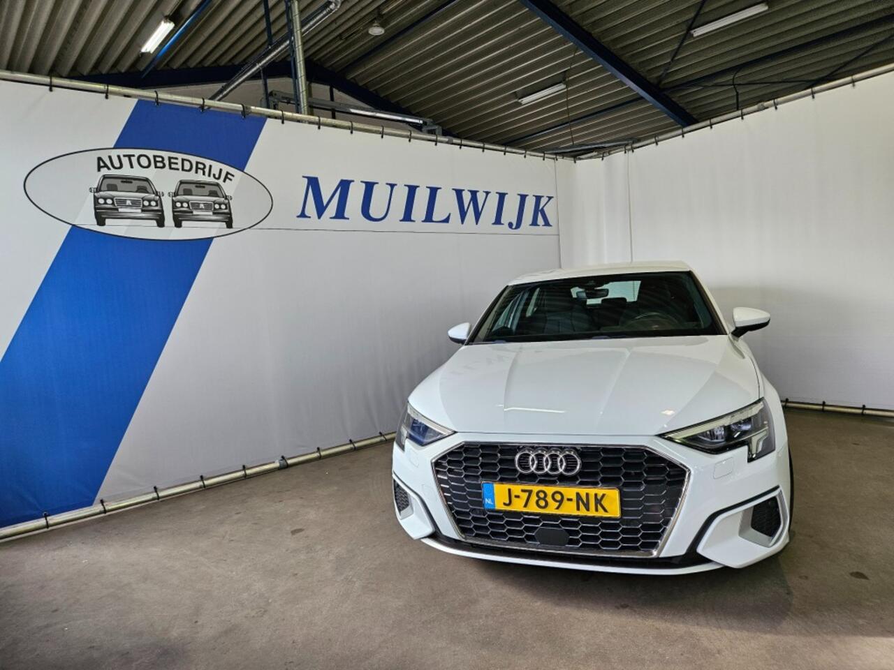 Audi A3 Sportback 35 TFSI Business Edition / Navi / Full LED / NL Auto