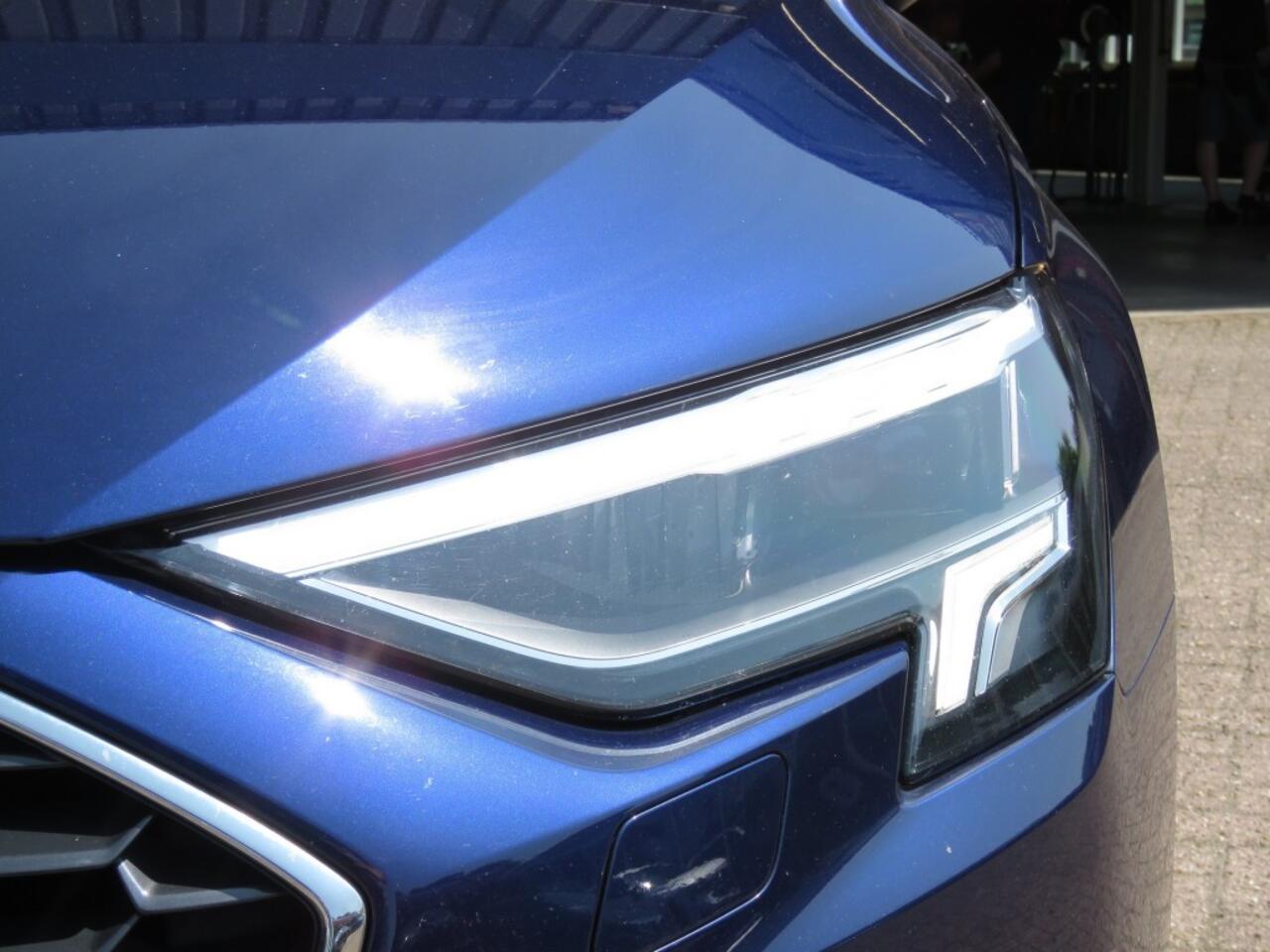 Audi A3 SPORTBACK 30 TFSI BNS EDITION / Sportstoelen / Matrix led / 18 Inch / BOVAG garantie