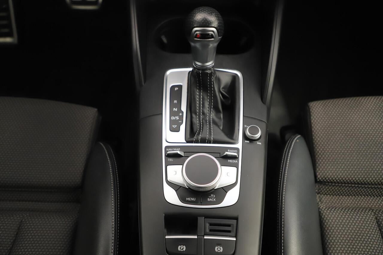 Audi A3 Limousine 35 TFSI CoD Advance Sport 150PK Automaat Virtual Cockpit 18 inch Navigatie Clima Cruise Stoelverwarming PDC Carplay Android Bluetooth Full LED S-Line