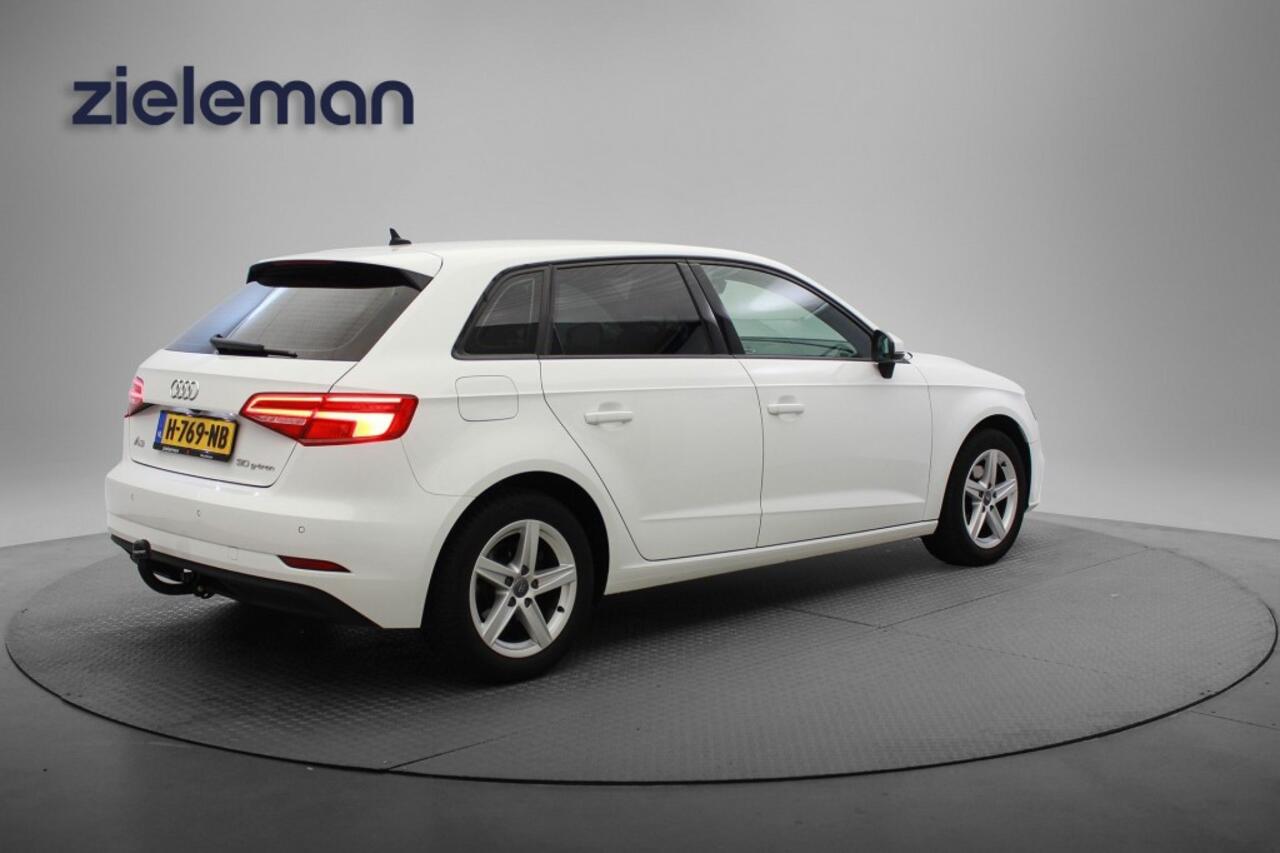 Audi A3 Sportback 30 G-Tron Pro Line Automaat - Navi, Camera, Trekhaak