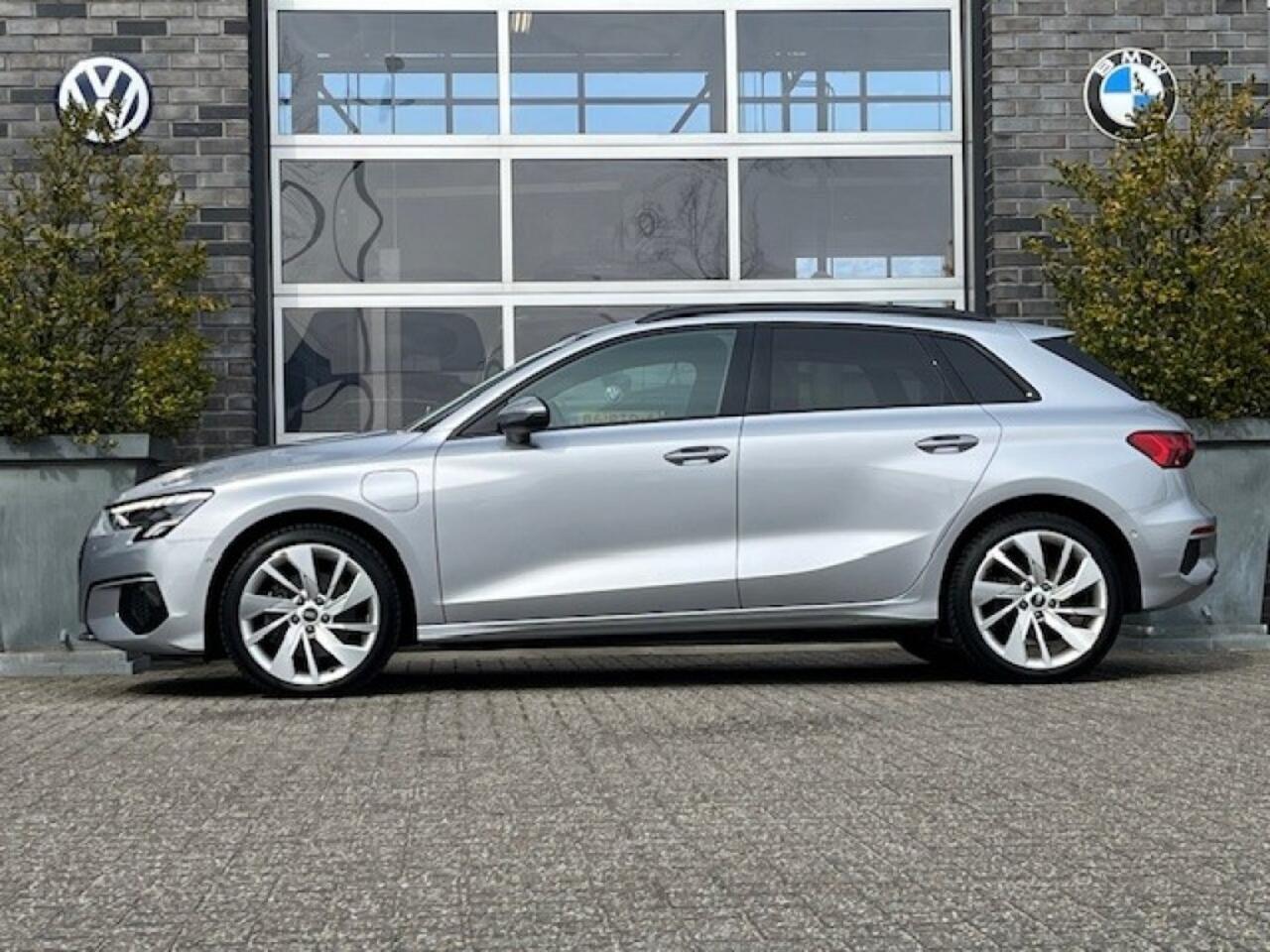 Audi A3 SPORTBACK 40 TFSI E BNS EDIT. - VIRTUAL - ACC - STOELVERW.