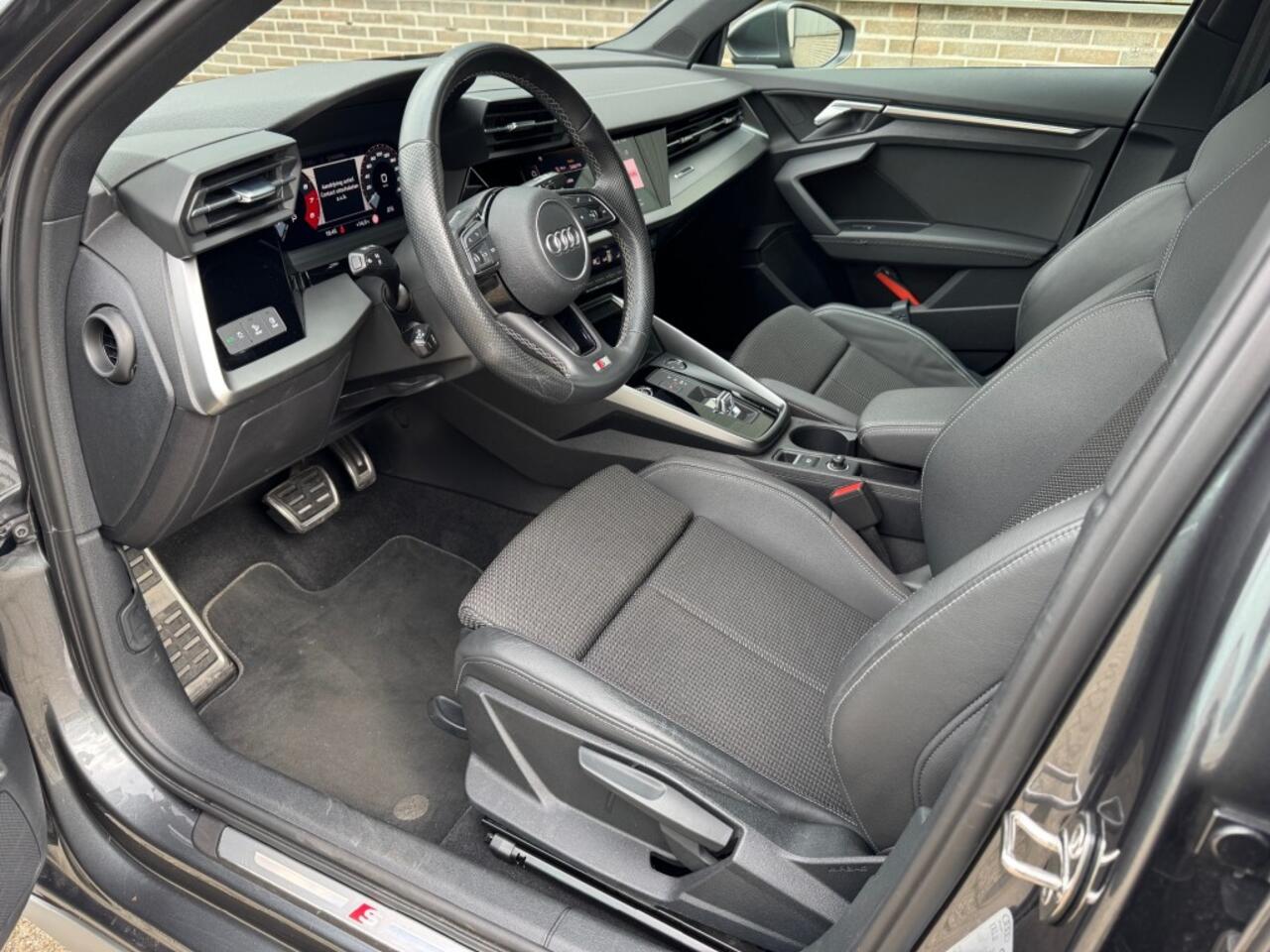 Audi A3 35 TFSI S-Line S-tronic Sportback