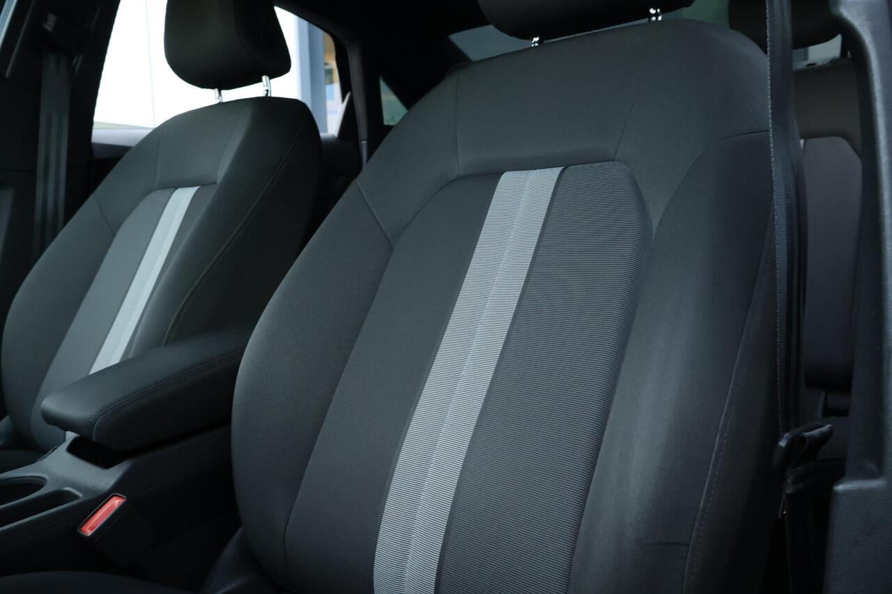 Audi A3 Limousine 35 TFSI Pro Line / Adaptive Cruise / Keyless / Stoelverwarming