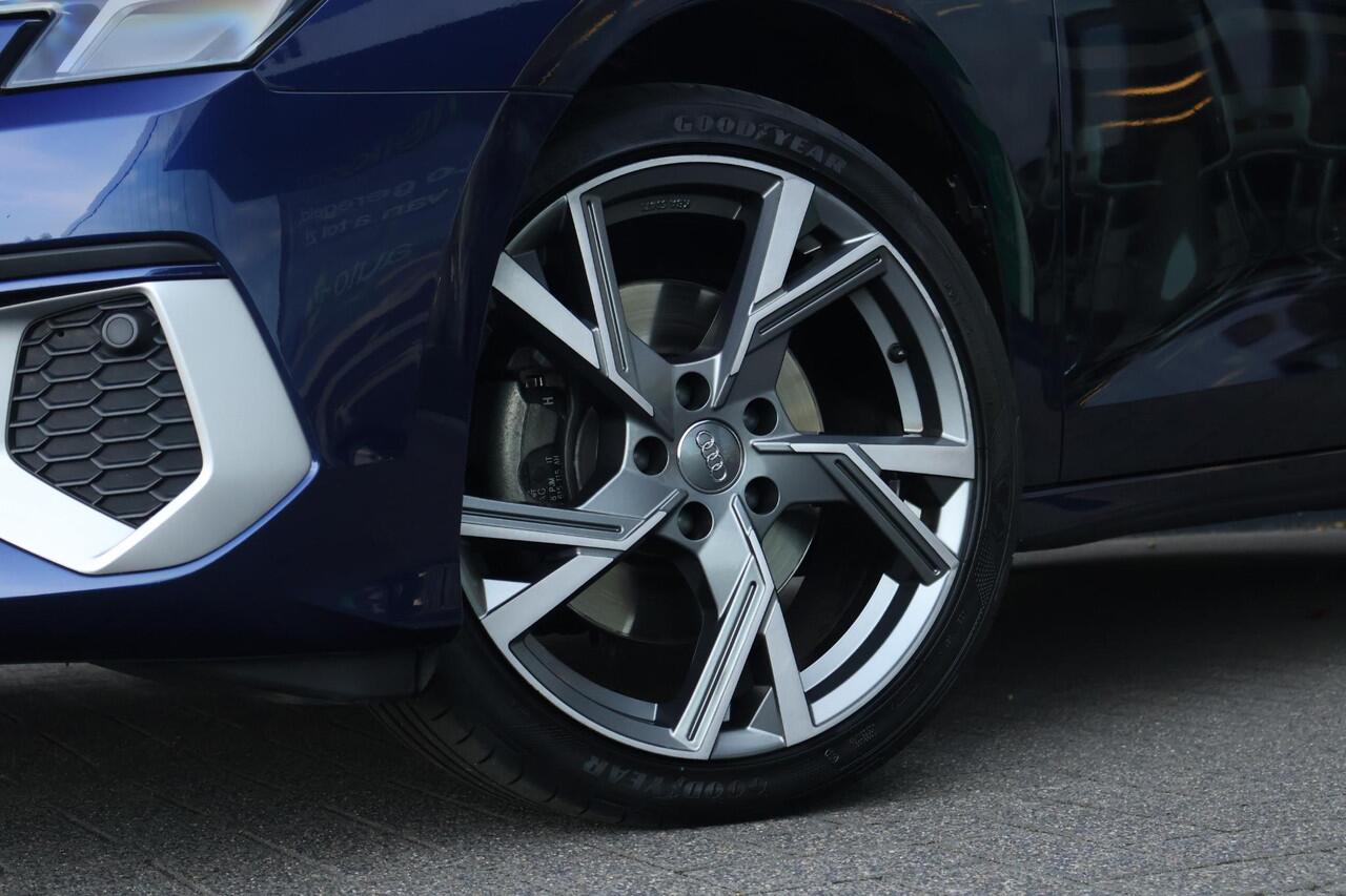 Audi A3 Limousine 35 TFSI Pro Line / Adaptive Cruise / Keyless / Stoelverwarming