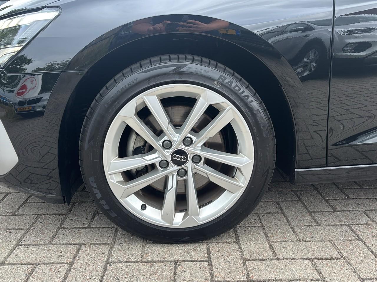 Audi A3 Limousine 35 TFSI ECC LEDER VIRTUAL NAVIGATIE