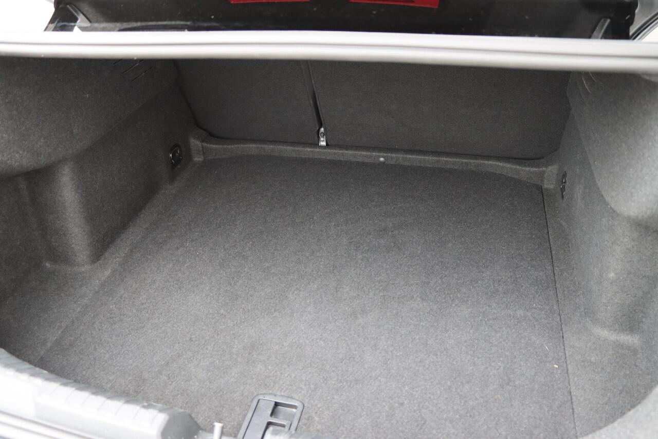 Audi A3 Limousine 35 TFSI edition one S-Tronic