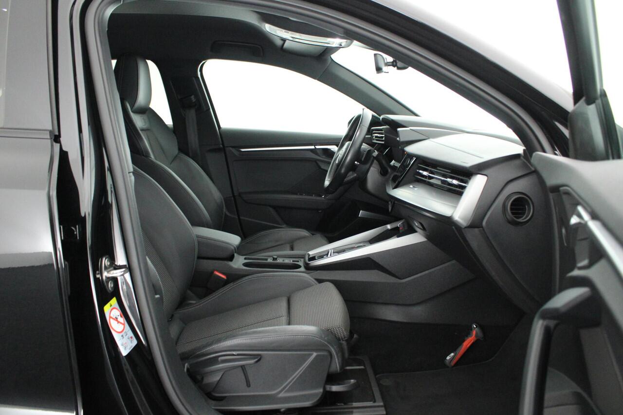 Audi A3 Limousine 35 TFSI 150pk S-Tronic 2x S-Line B&O ACC Virtual Cockpit Navigatie