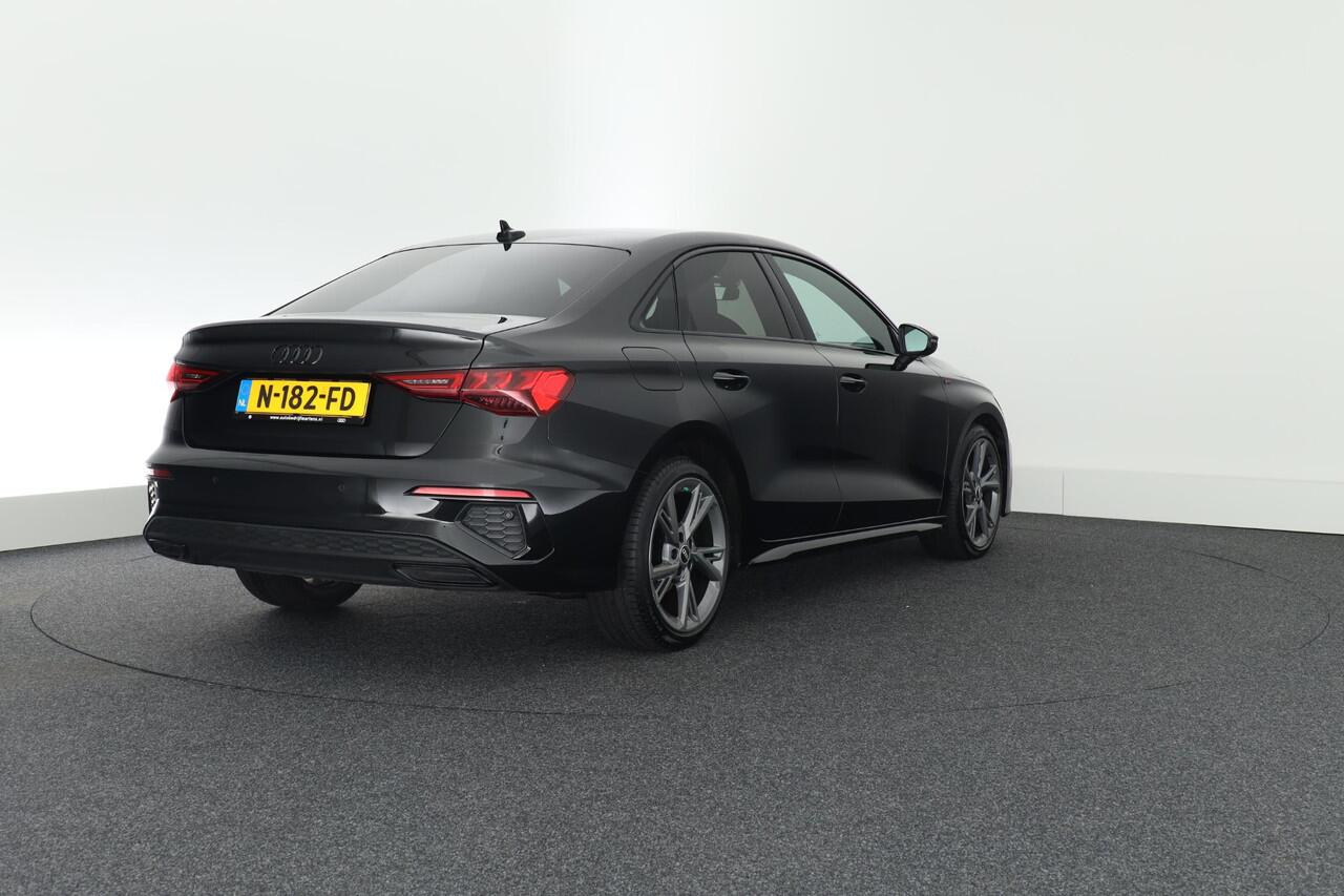 Audi A3 Limousine 35 TFSI 150pk S-Tronic 2x S-Line B&O ACC Virtual Cockpit Navigatie