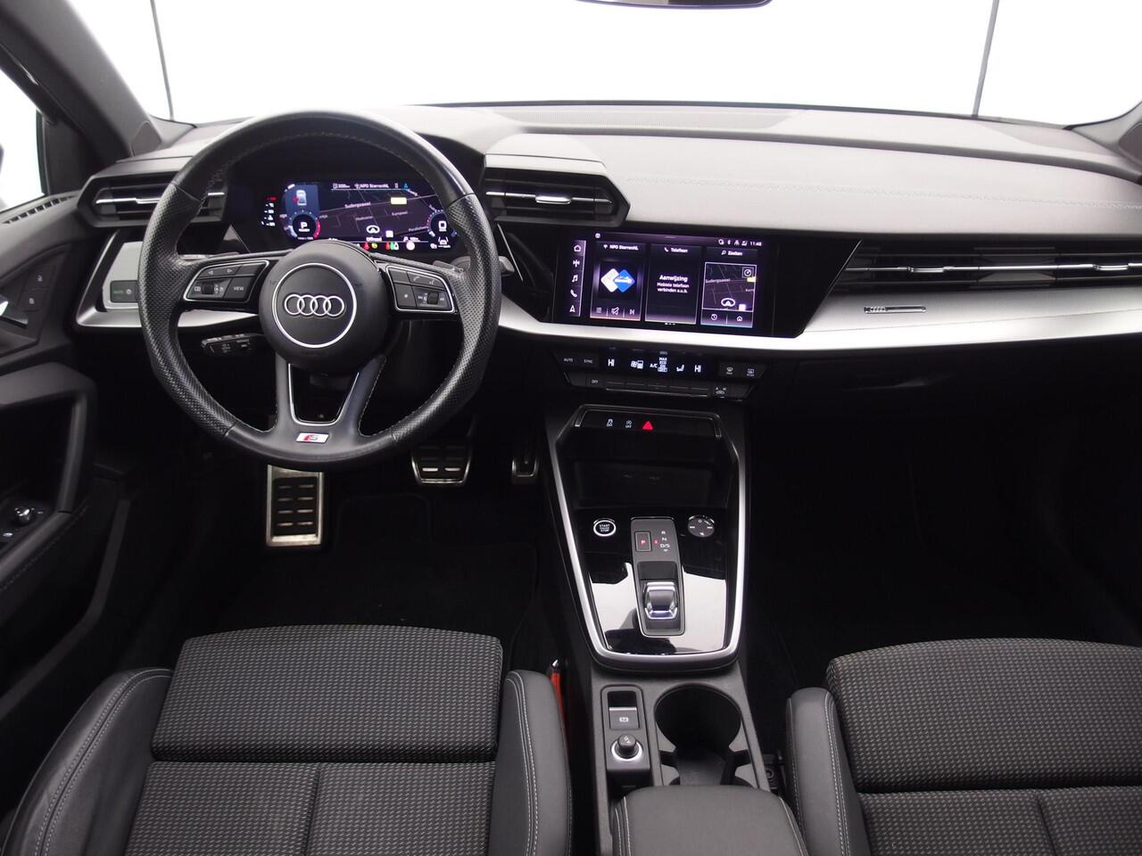 Audi A3 Limousine 30 TFSI S edition AUTOMAAT / S-LINE / NAVI / CLIMA / PDC / BLUETOOTH / DAB+ / CARPLAY / FULL LED / NL-AUTO