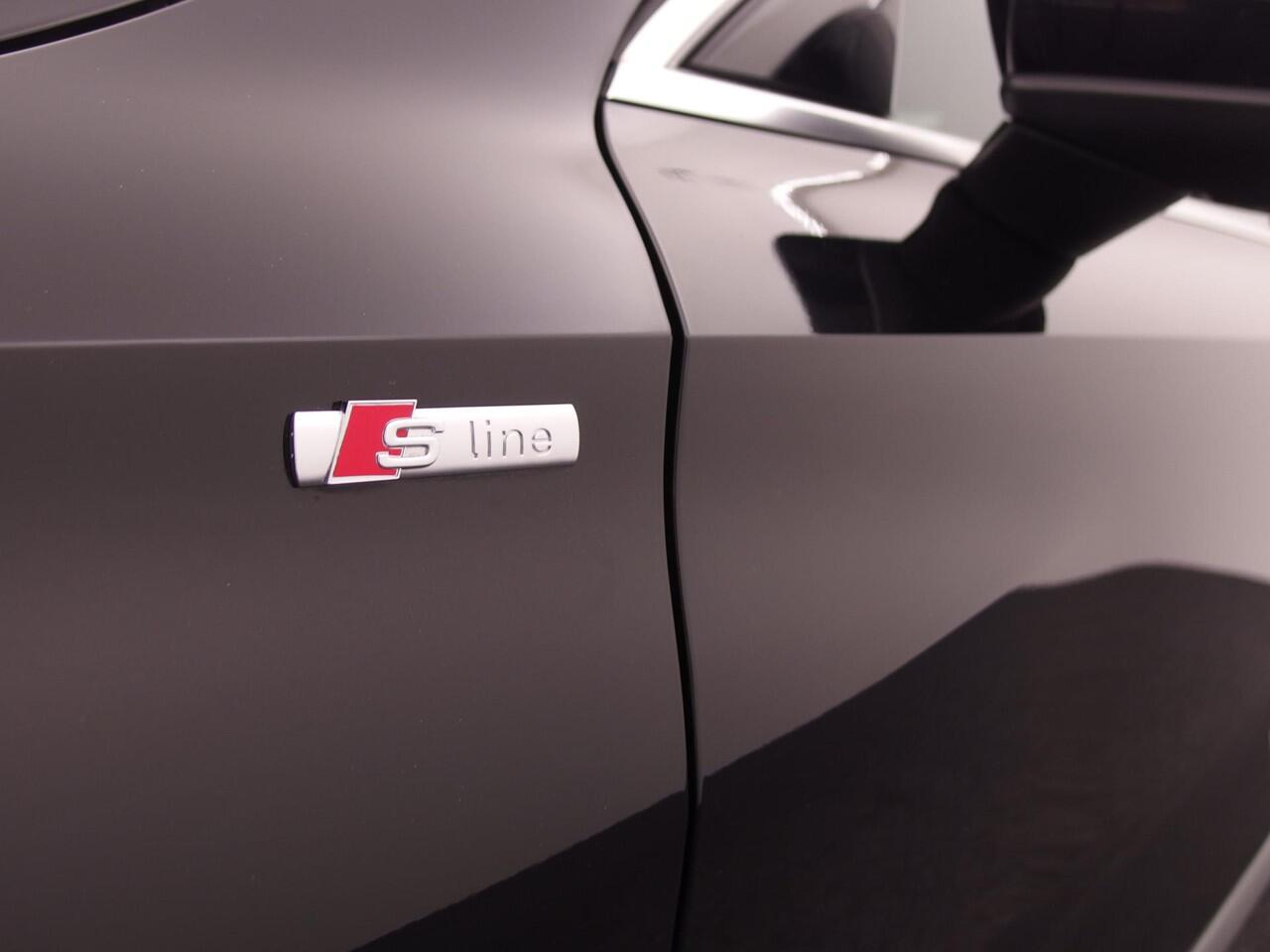 Audi A3 Limousine 30 TFSI S edition AUTOMAAT / S-LINE / NAVI / CLIMA / PDC / BLUETOOTH / DAB+ / CARPLAY / FULL LED / NL-AUTO