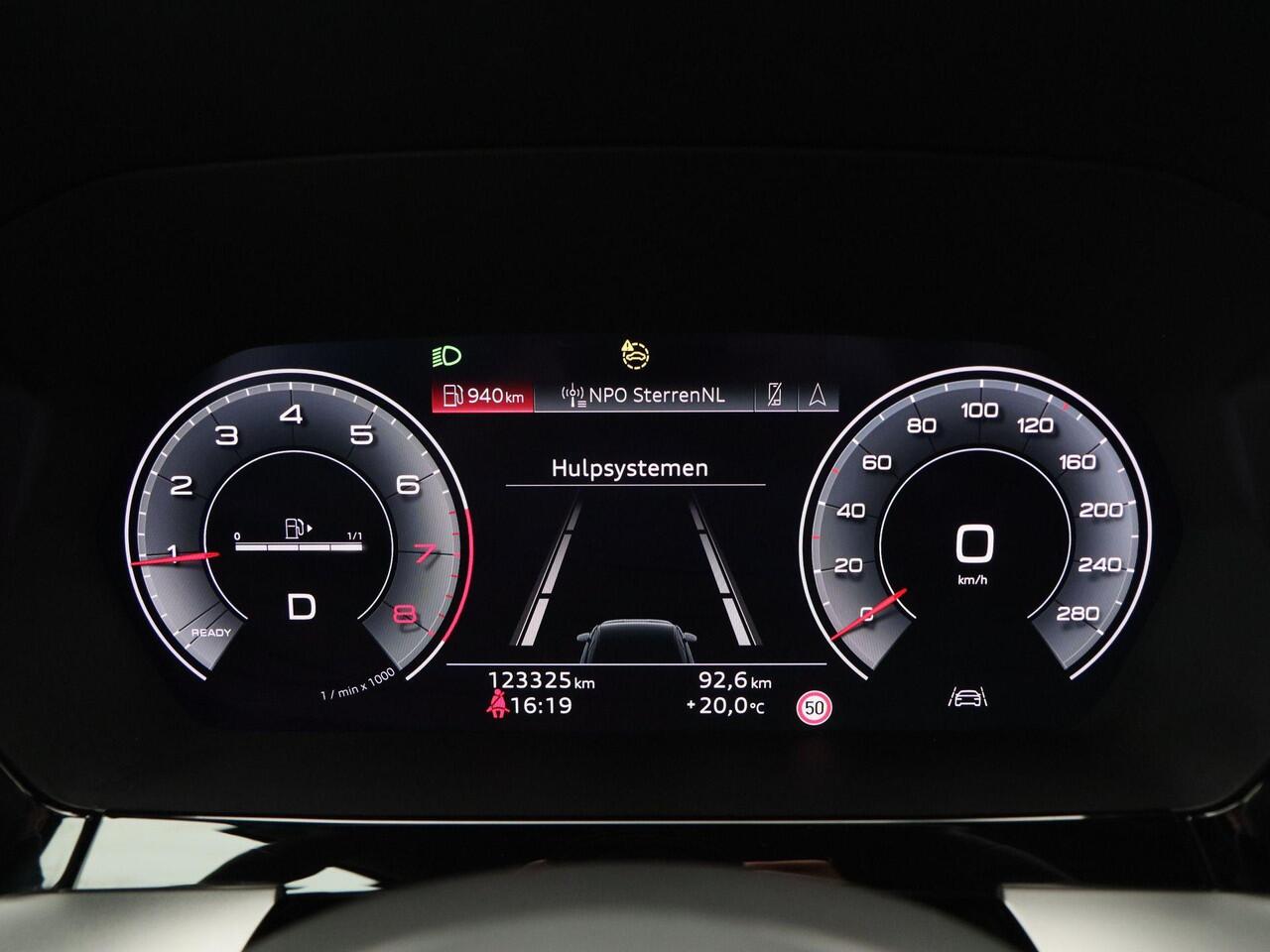 Audi A3 Limousine 30 TFSi 110 Pk Business edition | Cruise Control | Carplay | Stoel Verwarming | Digitaal Dashboard | LED | Sensoren | 17 Inch