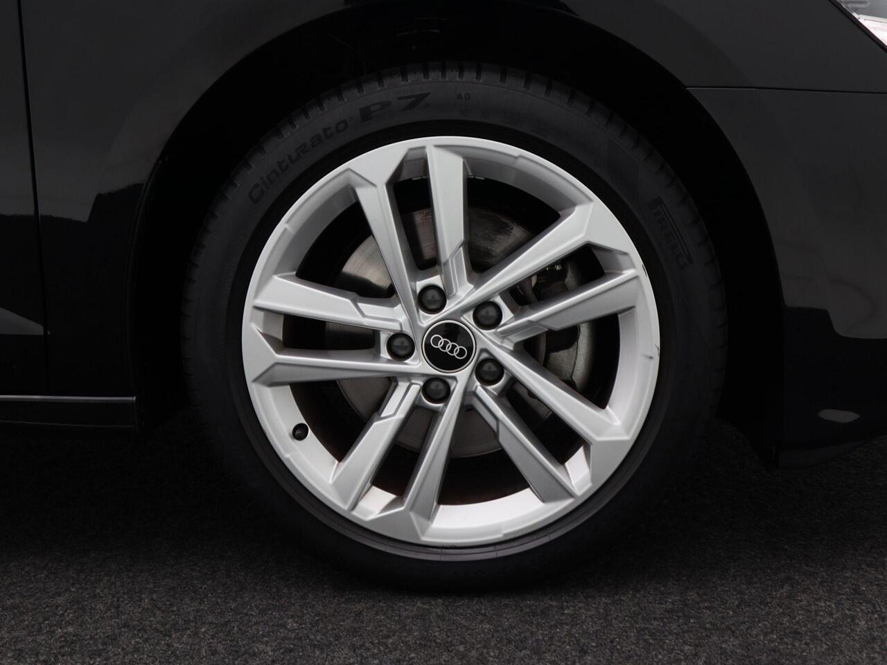 Audi A3 Limousine 30 TFSi 110 Pk Business edition | Cruise Control | Carplay | Stoel Verwarming | Digitaal Dashboard | LED | Sensoren | 17 Inch