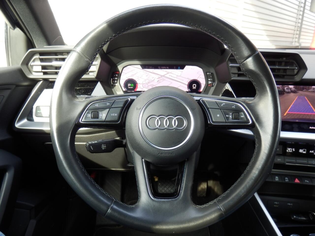 Audi A3 Limousine 35 TFSI Bns edition I Comfort stoelen I Afn. trekhaak I