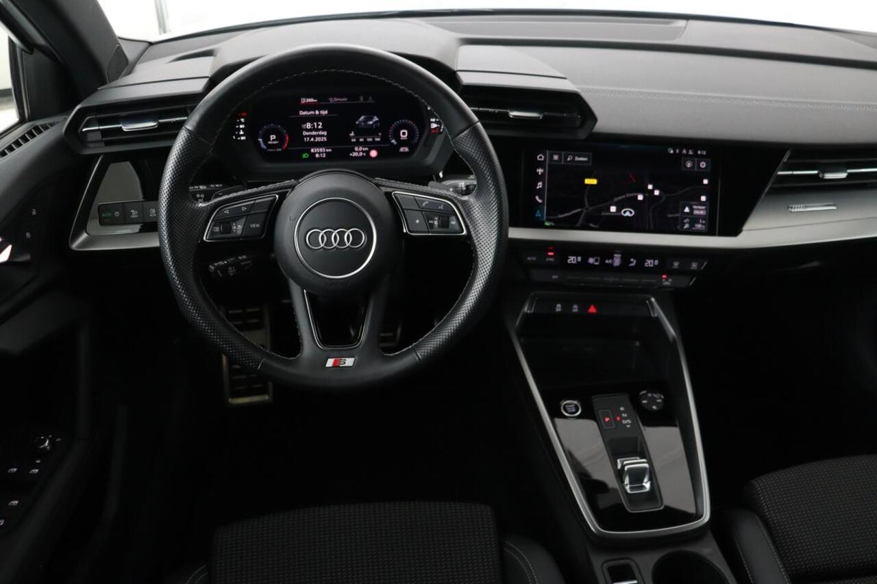 Audi A3 35 TFSI S edition | Adaptive cruise | Carplay | Sportstoelen | Virtual Cockpit | Full LED | Navigatie | Climate control | S Line