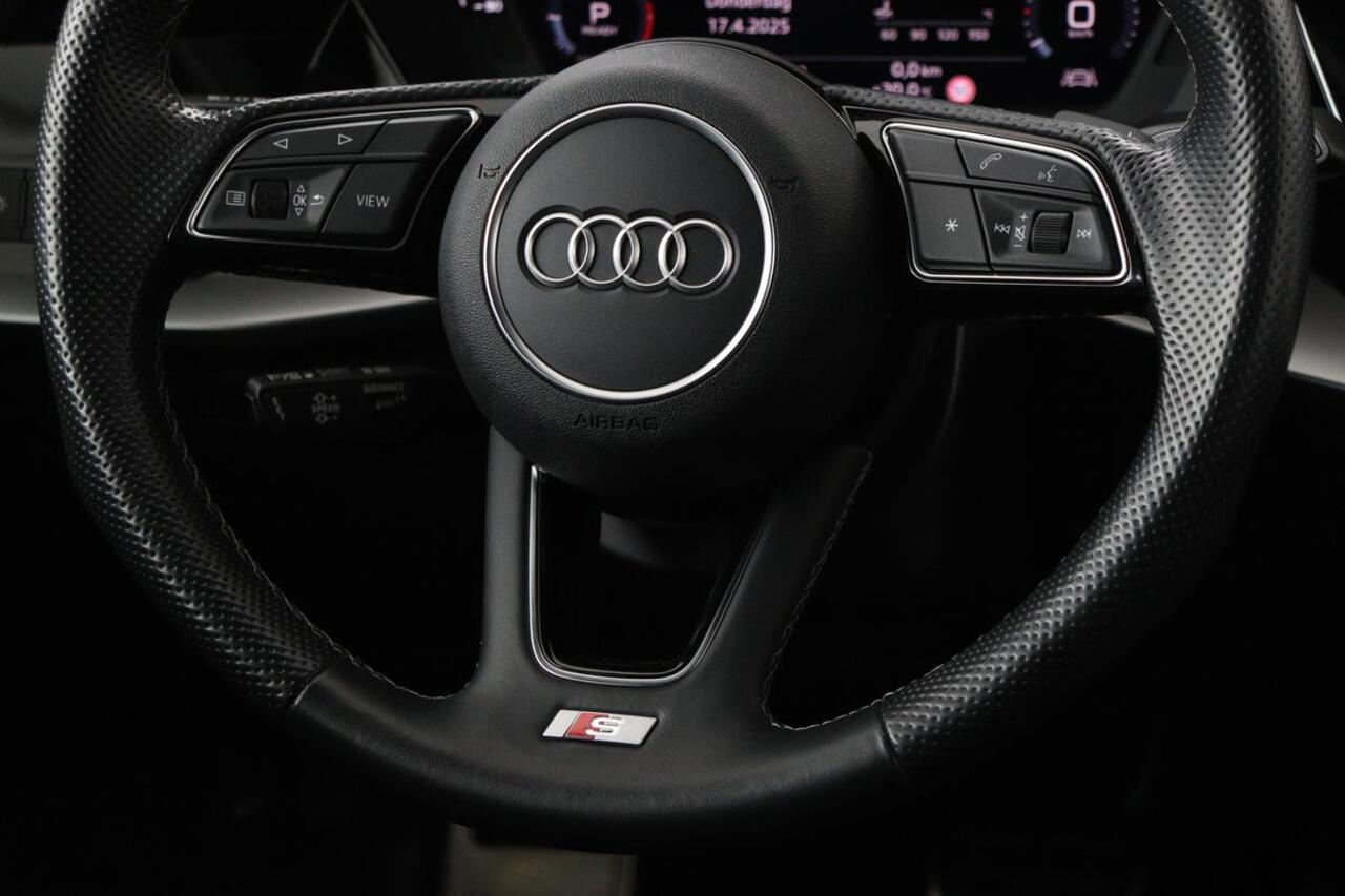 Audi A3 35 TFSI S edition | Adaptive cruise | Carplay | Sportstoelen | Virtual Cockpit | Full LED | Navigatie | Climate control | S Line