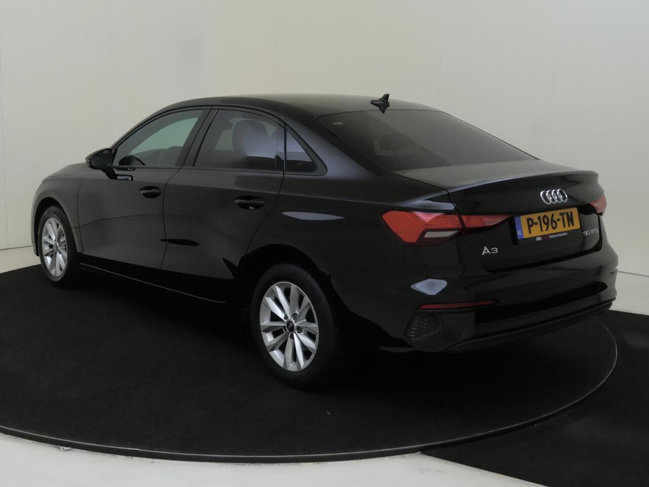 Audi A3 Limousine 30 TFSI Pro Line | CarPlay | Cruise control | Parkeersensoren achter | Virtual cockpit | Climate control | Bluetooth |