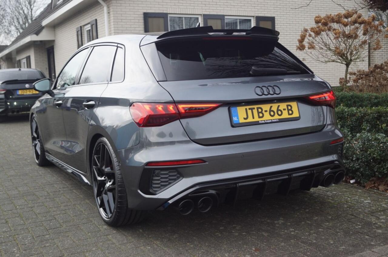 Audi A3 Sportback 45 TFSI e (245pk) S-line LED/RS Stoelen Leer/19 inch/S3 look