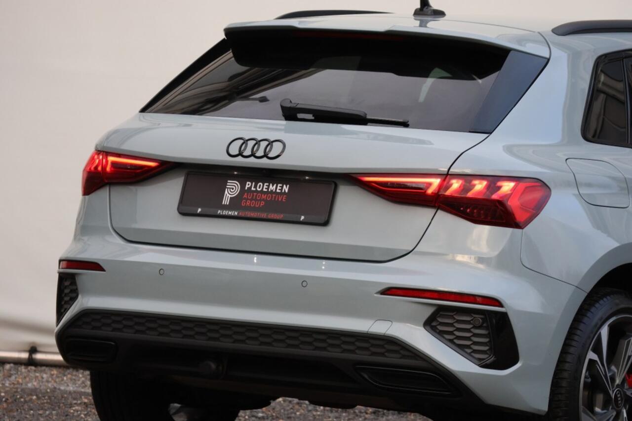 Audi A3 Sportback 45 TFSIe S-Line - 245 pk **Head up / Camera / Trekhaak