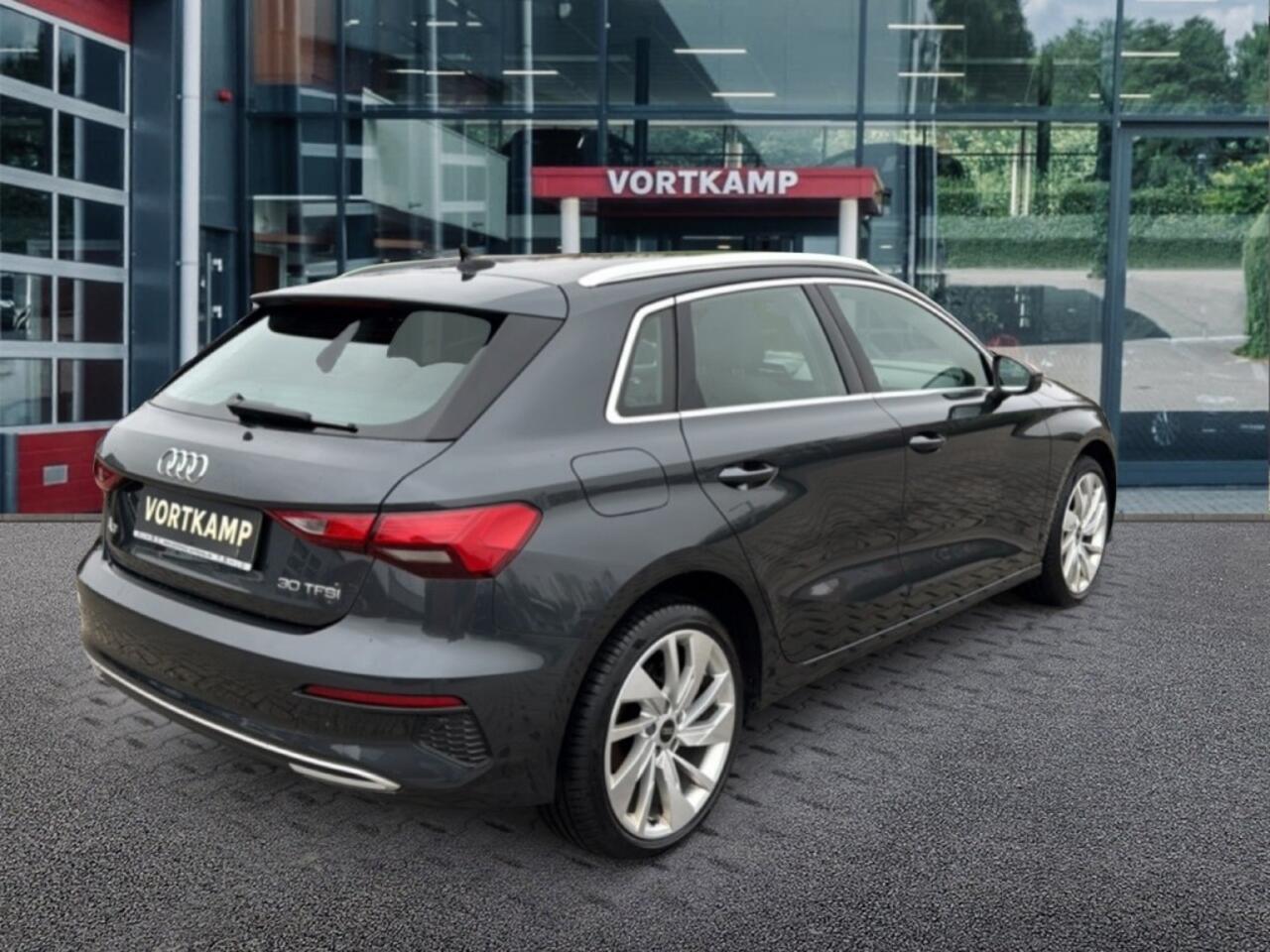 Audi A3 30 TFSI ADVANCED ACC/STOELVERW/NAVI/E-KLEP/PDC