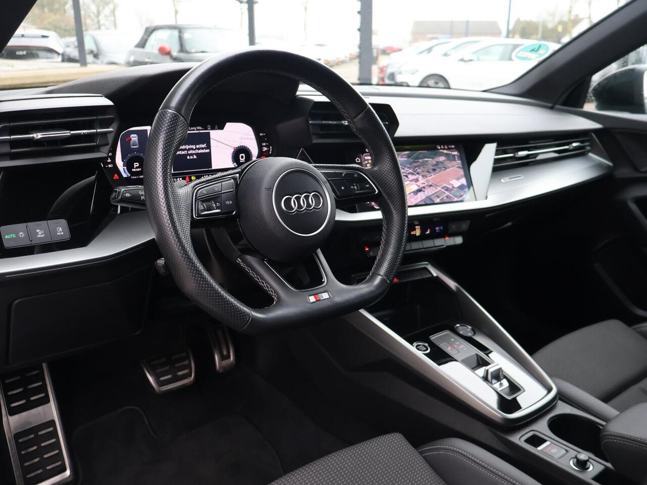 Audi A3 Limousine 35 TFSI 150 PK S-LINE EDITION + VIRTUAL COCKPIT | TREKHAAK | ADAPTIEVE CRUISE | SPORTSTOELEN
