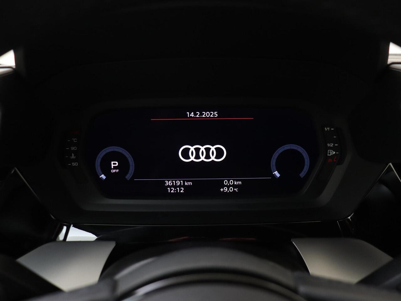 Audi A3 Limousine 30 TFSI Advanced edition | Lederen bekleding | Navigatie Plus | LED verlichting | Virtual cockpit | CarPlay | Draadloze telefoonlader |