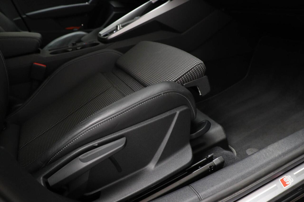 Audi A3 Limousine 30 TFSI S edition | VIRTUAL COCKPIT | CRUISE CONTROL ADAPTIEF | STOELVERWARMING