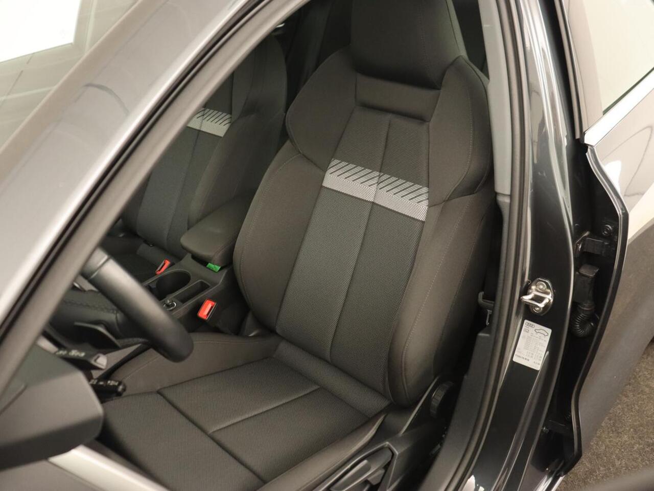 Audi A3 30 TFSI Advanced edition | Full LED | Navigatie | Carplay | Cruise control | Virtual cockpit | Automaat | LMV 17 inch