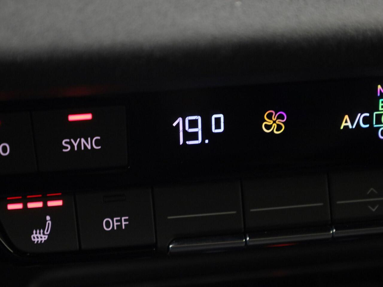 Audi A3 Limousine 35 TFSI/150PK S-tronic S Line · Sonos · Head-up display · Apple/Android · Leder/Alcantara · Camera · Garantie tot augustus 2029 of 100.000km