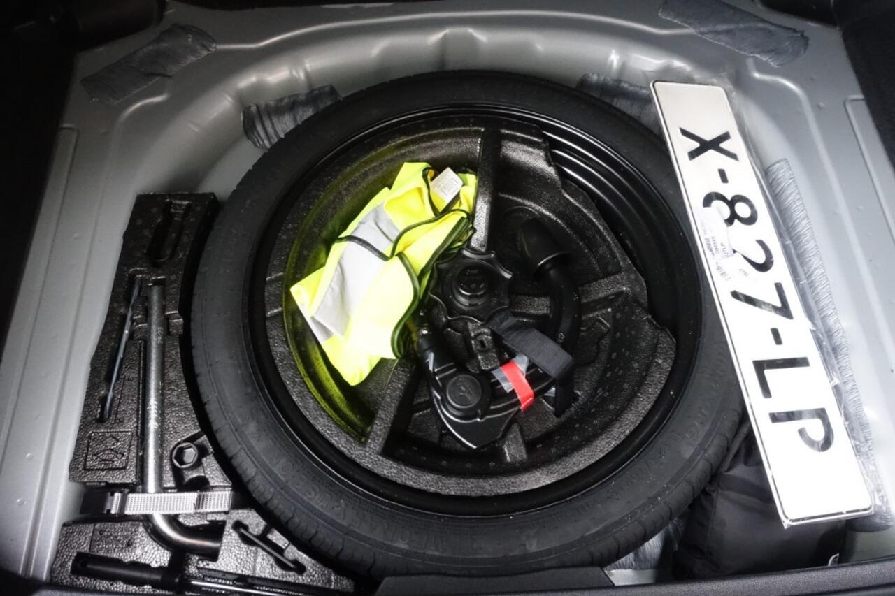 Audi A3 30 TFSI ADVANCED EDITION 1e Eigenaar (All-in prijs)