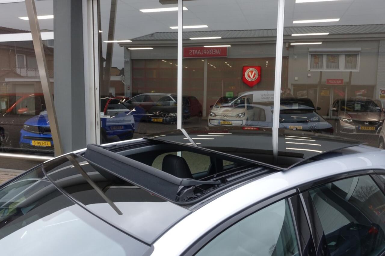 Audi A3 30 TFSI ADVANCED EDITION 1e Eigenaar (All-in prijs)