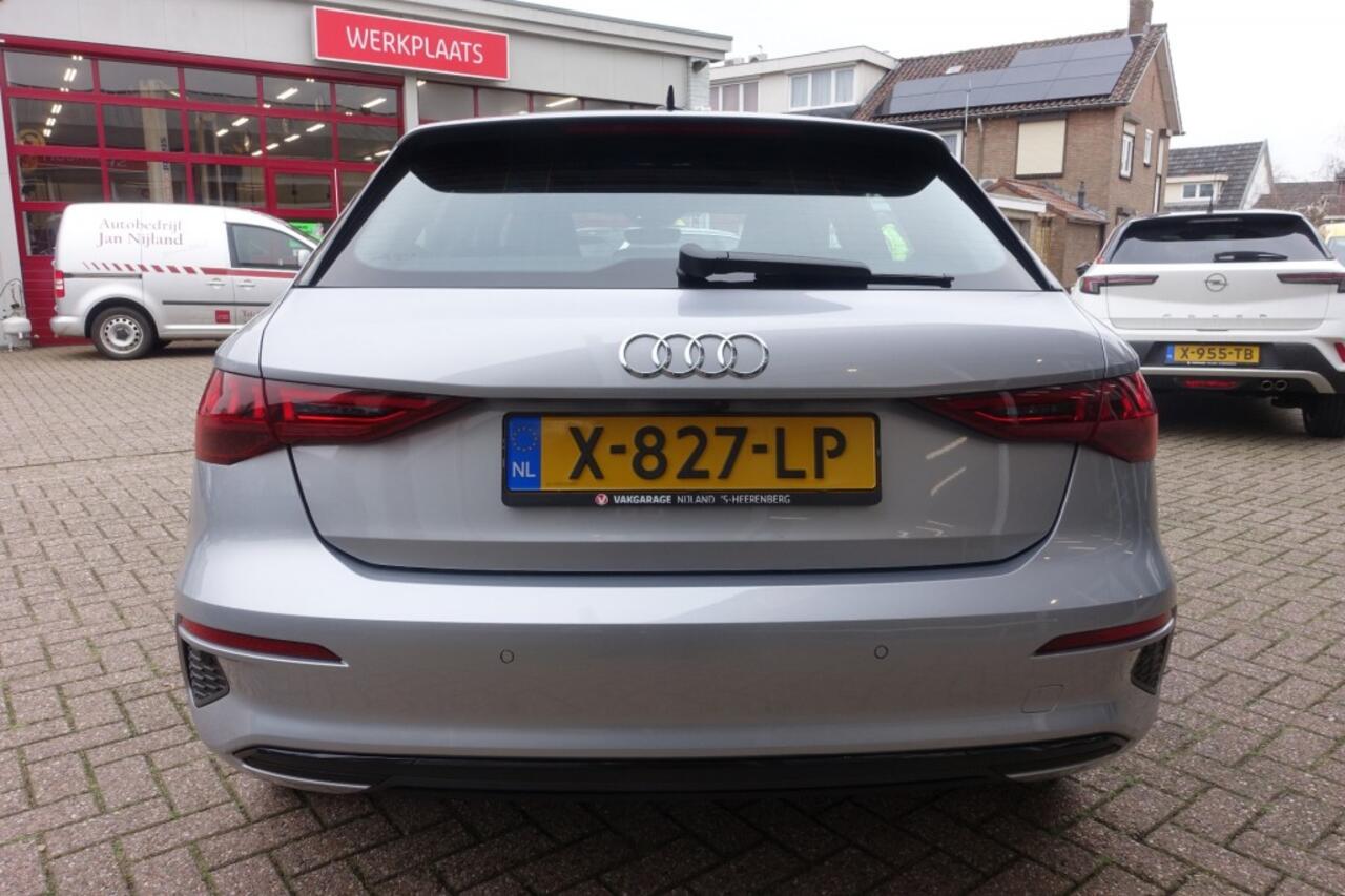 Audi A3 30 TFSI ADVANCED EDITION 1e Eigenaar (All-in prijs)