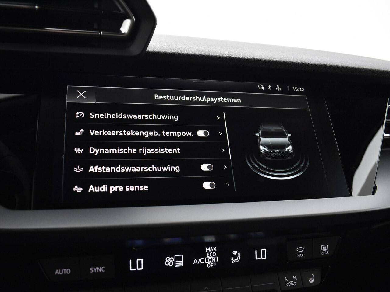 Audi A3 Limousine Advanced edition 30 TFSI 85 kW / 116 PK Limousine · Sonos · Achteruitrijcamera · Stoelverwarming · MEGA Sale