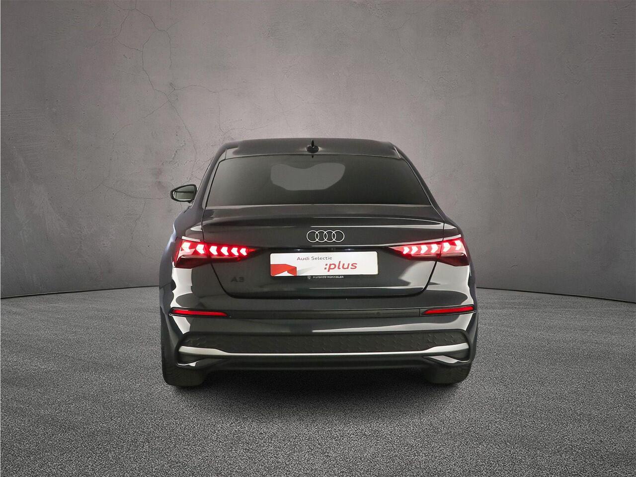 Audi A3 Limousine 30 TFSI advanced edition | Achteruitrijcamera | Audi sound | Full-led | MMI plus |