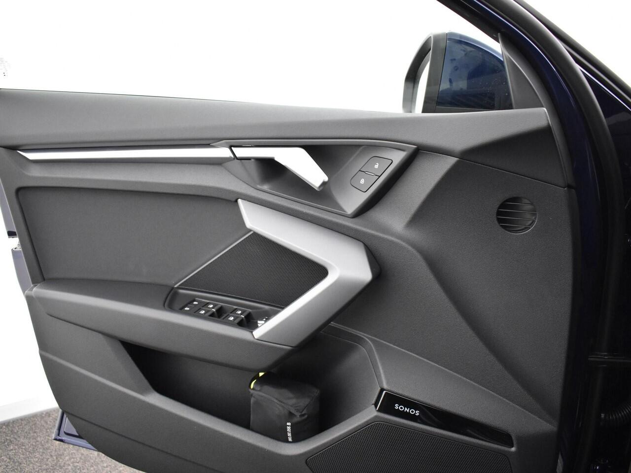 Audi A3 Limousine Advanced edition 30 TFSI 85 kW / 116 PK Limousine · Sonos · Achteruitrijcamera · Stoelverwarming · MEGA Sale