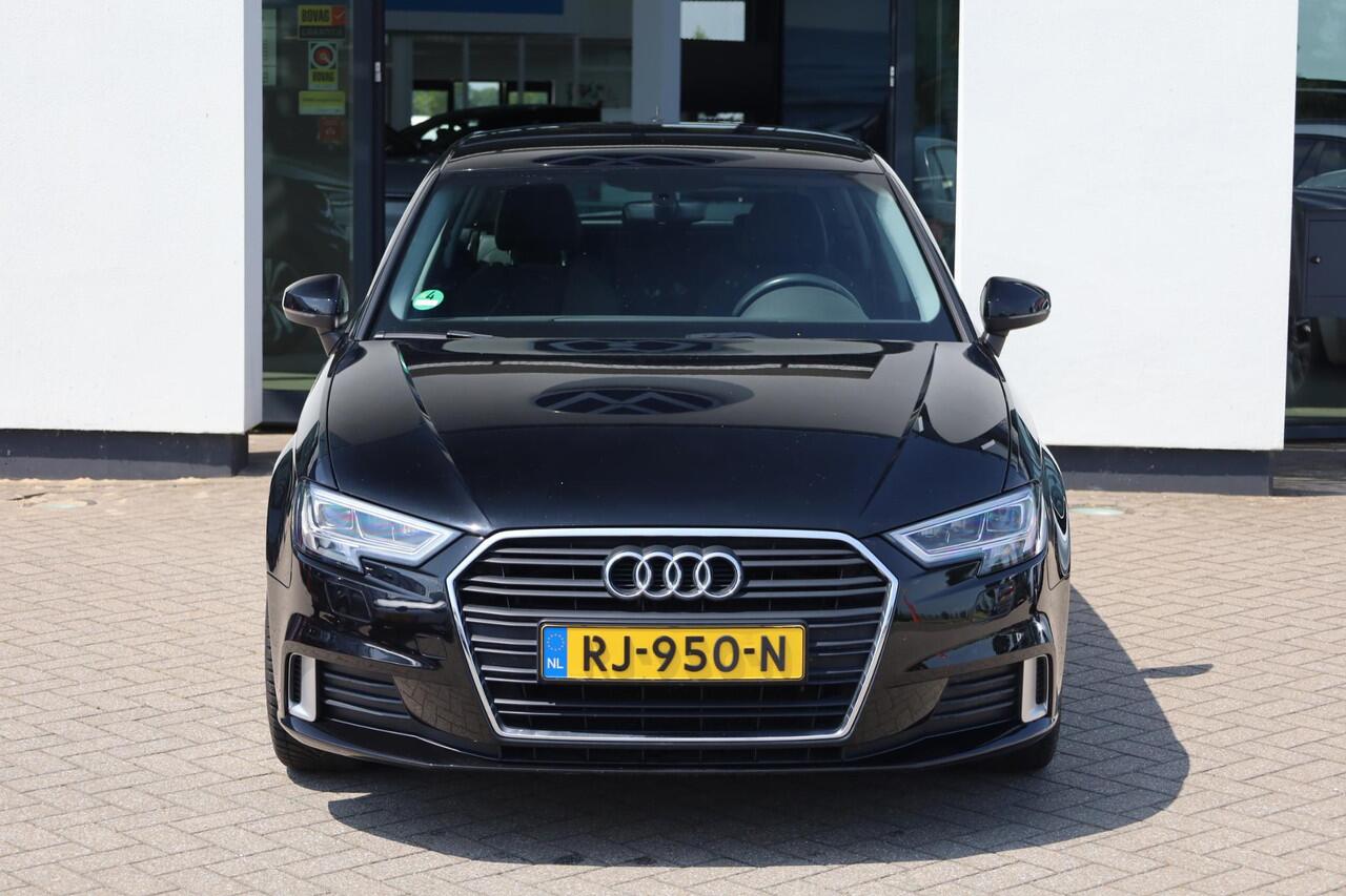 Audi A3 SPORTBACK 1.0 TFSI Sport Lease Edition 116PK / 85kW, NL auto, trekhaak, sportstoelen, 17" LMV, sierlijsten, navigatie, parkeersensoren achter, cruise control